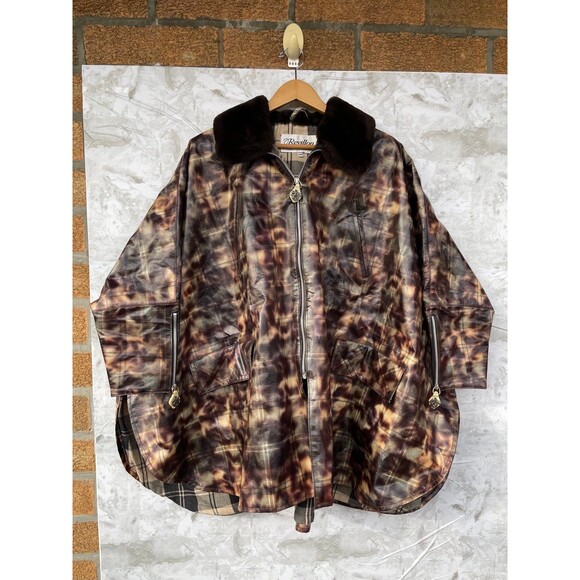 Vintage Revillon Sheared Mouton
Poncho | Dark Academia Fur Cape Jacket size 42 - Picture 1 of 13